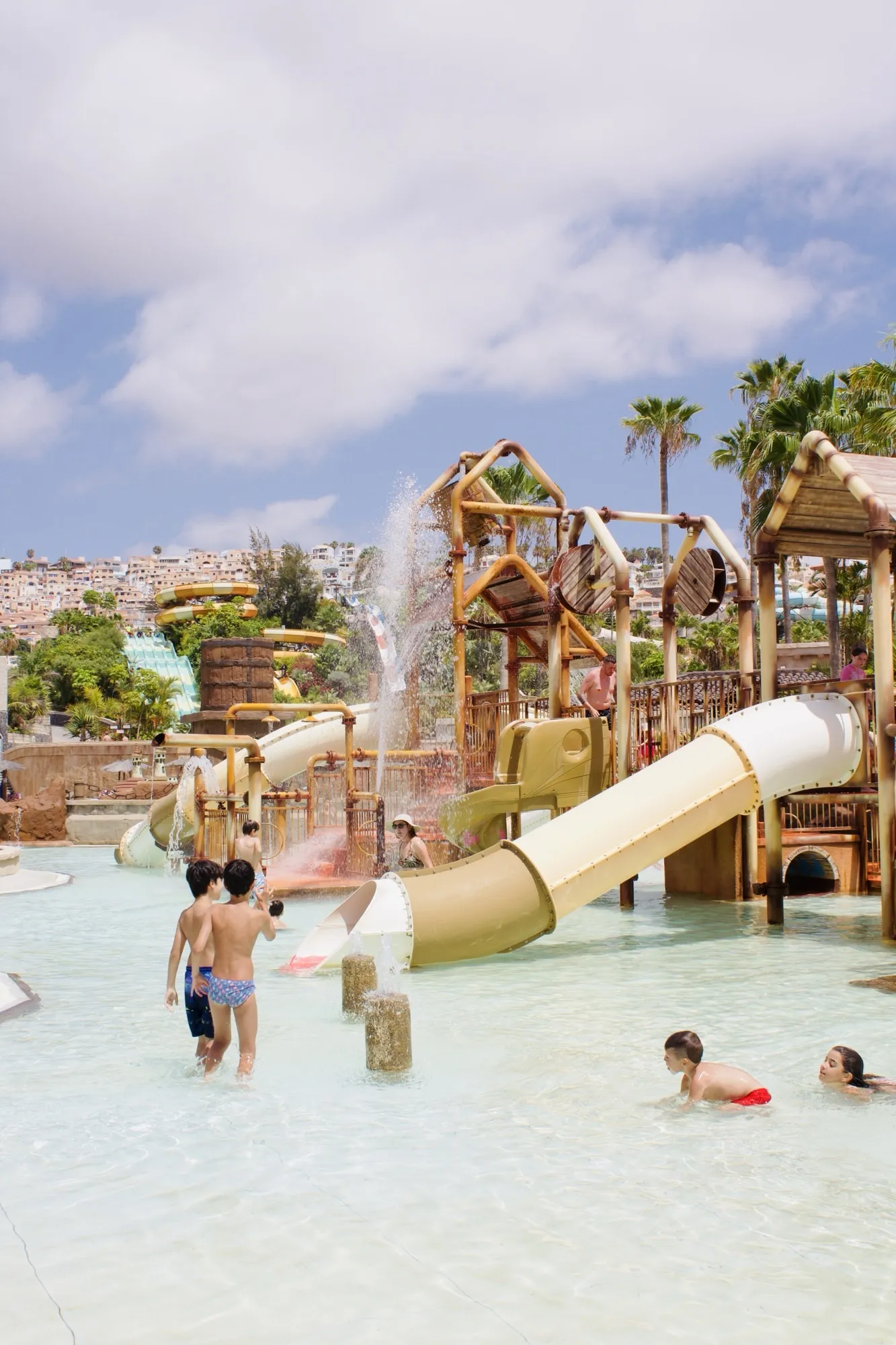 Pirates Port - Aqualand Costa Adeje